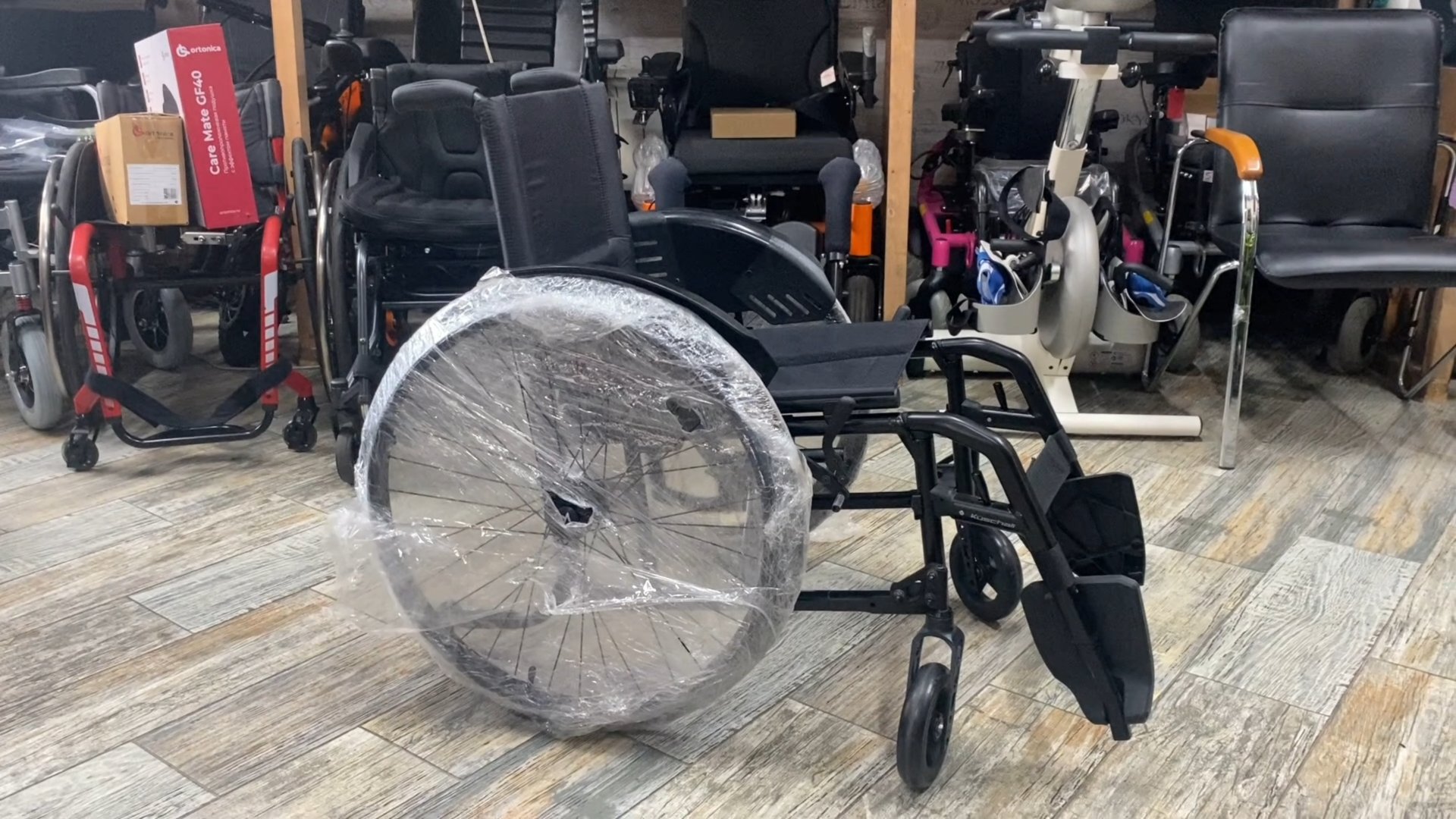 KUSCHALL COMPACT КРЕСЛО-КОЛЯСКА АКТИВНОГО ТИПА, ВЫСТАВОЧНЫЙ ВАРИАНТ смотреть онлайн