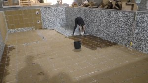 Сколько зарабатывает ПЛИТОЧНИК в 2025г! Один день из жизни ПЛИТОЧНИКА! Делаем бассейн!