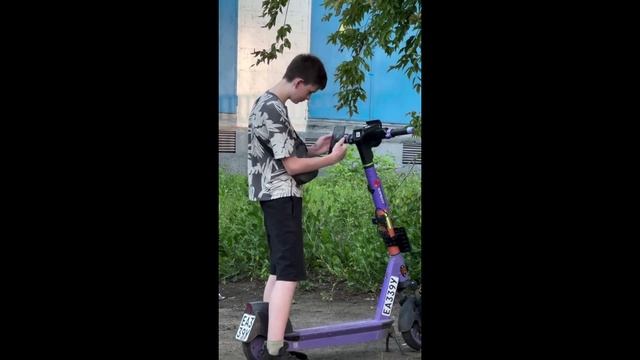 БЕШЕННЫЕ КОЛЁСА.САМОКАТЫ. смотреть онлайн