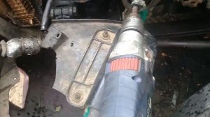 как закачать топливо в двигатель DETROIT 60 12.7