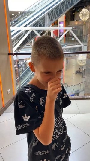 Случай в торговом центре 😳😅 #юмор