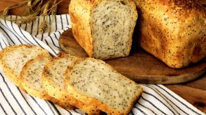 Домашний хлеб с семенами чиа