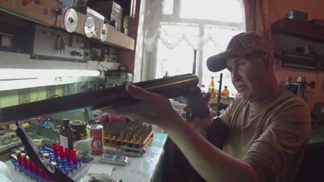 Заряжаем патроны 16 калибра, актуальность само крута в 2025 году. смотреть онлайн