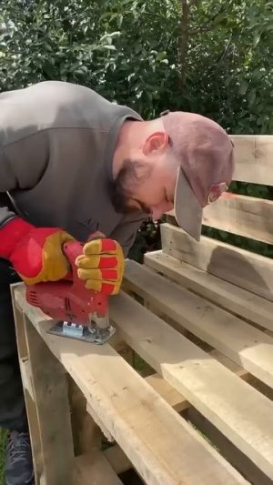 Не выбрасывайте старые поддоны