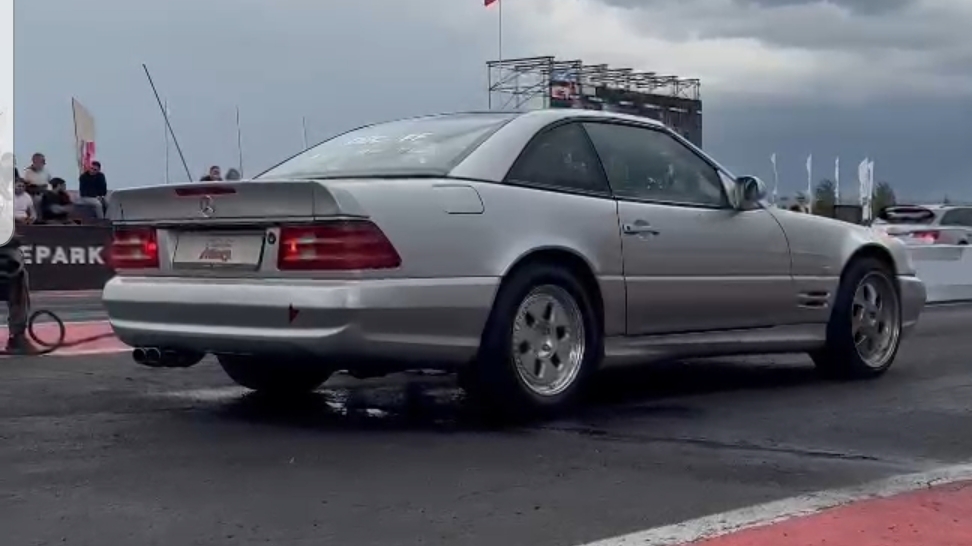 Mercedes-Benz R129, M113k 5.4 700 сил !!! смотреть онлайн