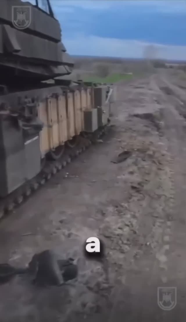 Уничтожили танк абрамс смотреть онлайн