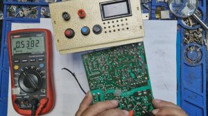 Переполюсовка зарядного , неожиданный "защитник"