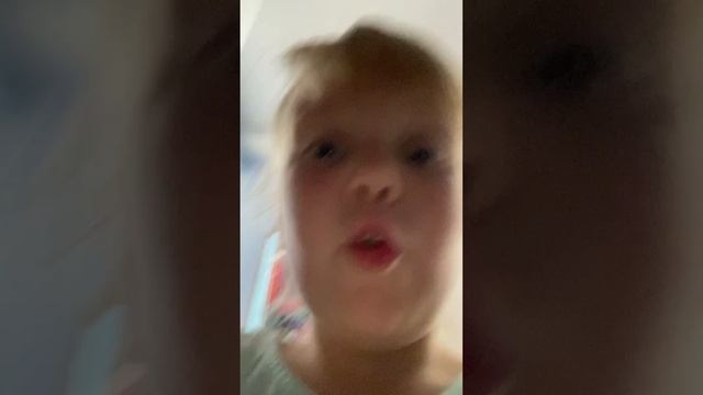 Лена с Басиком идет гулять