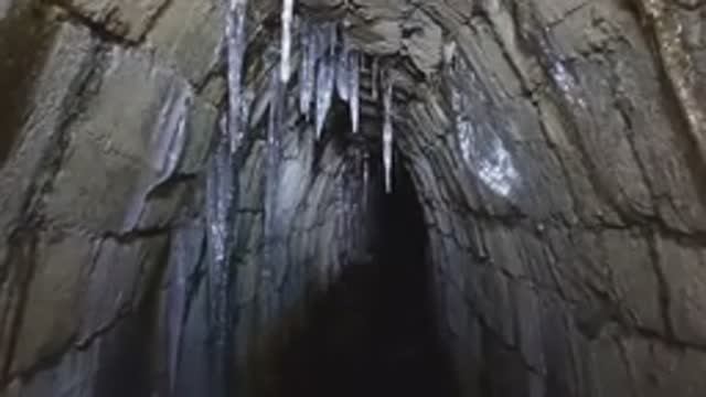 Диггер Сталк Знаменитая заброшка Урала Дидинский тоннель . Дренажные каналы Часть 5. Ночь в землянке