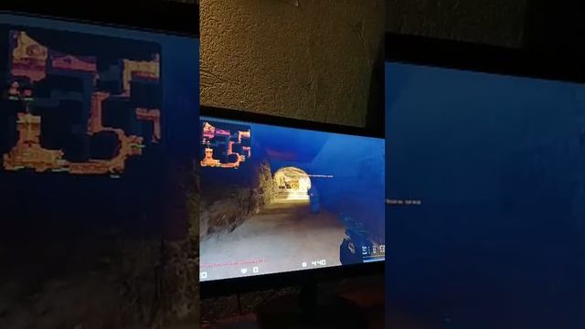 играем в CS 1.6 на ножах смотреть онлайн