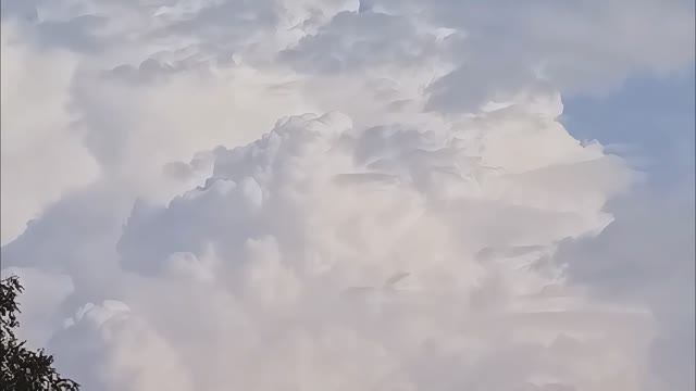 Приближение и прохождение грозы 1 августа 2025 смотреть онлайн