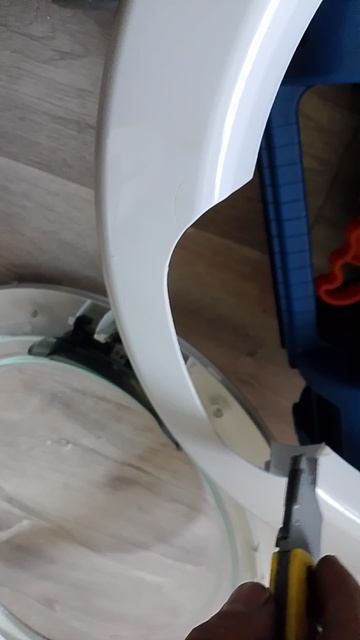 стиральная машина канди не открываеться дверь