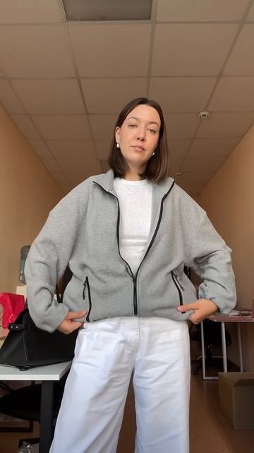 В чем пошла сегодня в офис ✨