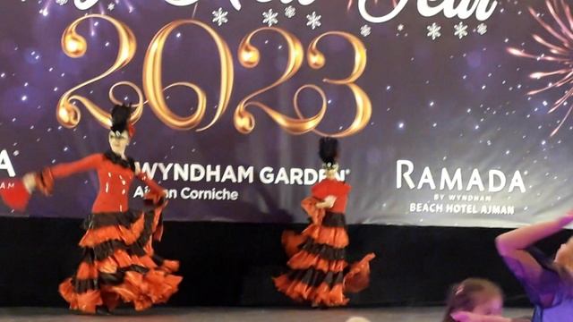 Лучший отдых на тёплом море. Арабские Эмираты, Шарджа, Танцы на празднике в отеле Рамадан. смотреть онлайн
