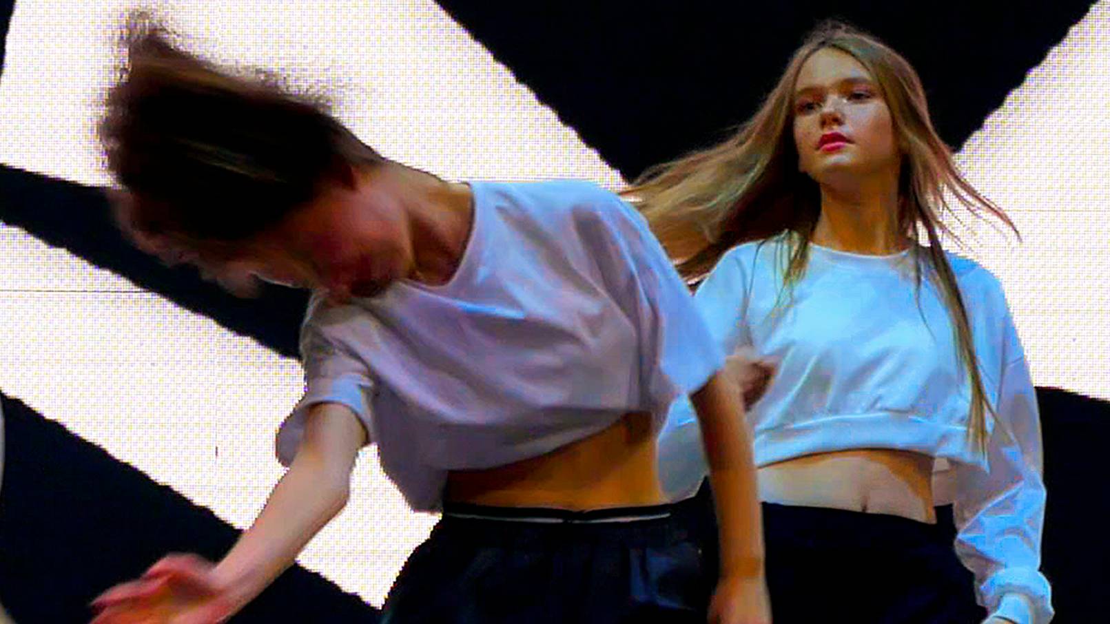 ДЕВУШКИ , ХИП ХОП , ТАНЕЦ - ТАНЦЫ ЮНЫХ МОДЕЛЕЙ / 1000планет смотреть онлайн