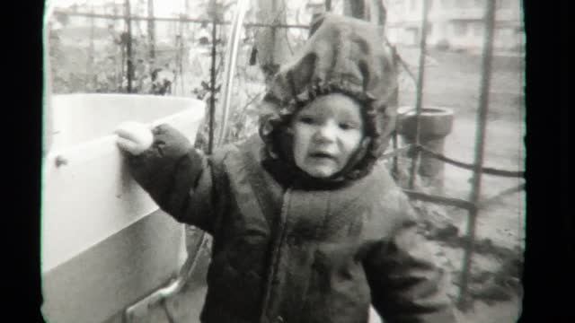 Осенью в посадке, 1971 год. смотреть онлайн