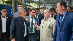 Король Малайзии посетил Казанский вертолетный завод