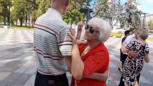 ОДИНОКАЯ ВЕТКА СИРЕНИ ТАНЦЫ ХАРЬКОВ АВГУСТ 2025