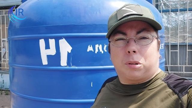 Vie du Donbass - Les sujets de la fédération de Russie apportent de l'eau à la RPD смотреть онлайн