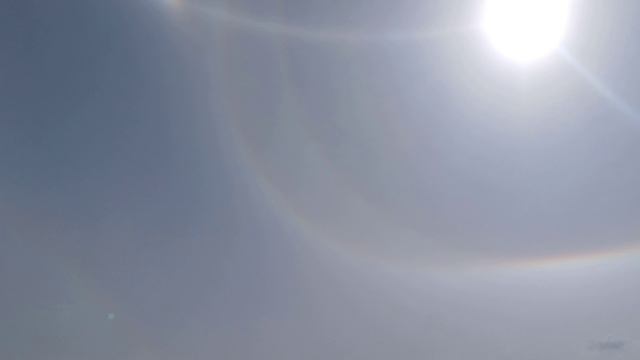 Солнечное гало в авгусе 2025 г п. Новый смотреть онлайн