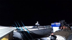 Сон пропал!!! Оно загнуло до воды и задрожала лодка. Рыбалка на сазана и сома с ночёвкой