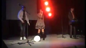 группа ДИСКОБАР Белая зима. Певица Люба Гусева она же Люба Орлова. Слова и музыка Сергея Туманова