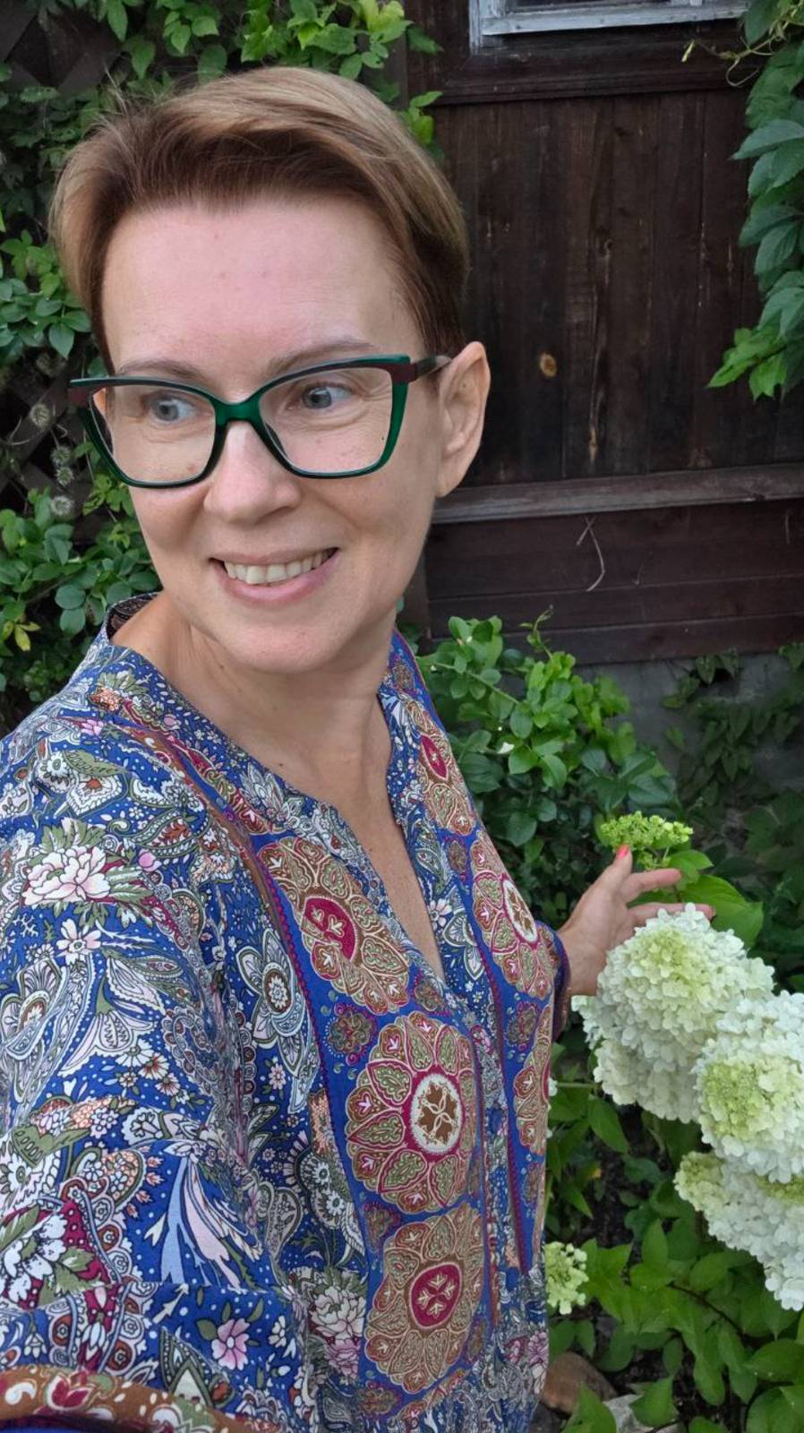 10 августа ДАЧА Обзор сада перед отпуском | проблемы с малиной и наш урожай смотреть онлайн