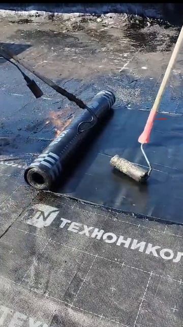 🔥 Наглядный пример нарушения технологии при монтаже рулонной кровли!