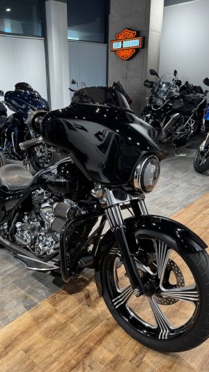 2007 HD Street Glide Bagger (Rinehart)