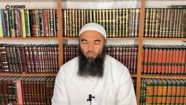 Можно ли в мечети «сёрфить» соц. сети? | Ринат Абу Мухаммад смотреть онлайн