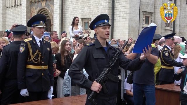 Церемония приведения к Военной присяге молодого пополнения Президентского полка СКМК ФСО России смотреть онлайн