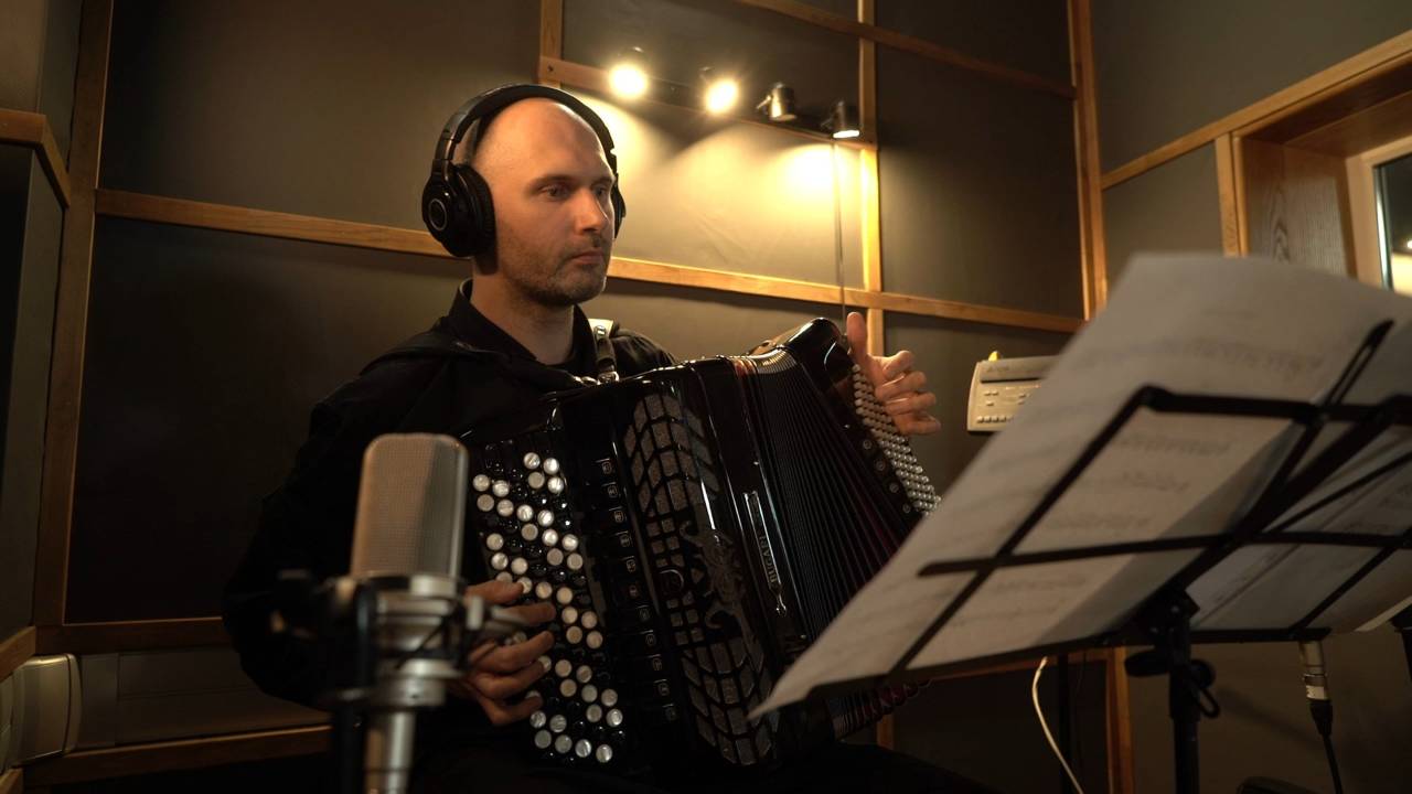 Наше танго под дождем... Л. Гоголинская смотреть онлайн