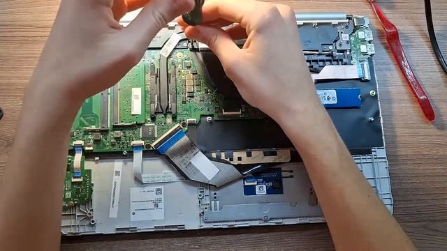 Как заменить аккумулятор для ноутбука HP 15-da Original quality смотреть онлайн