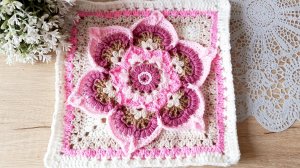 1.Бабушкин квадрат. 1-15 ряды. Схемы вязания крючком. Цветок крючком.mp4
