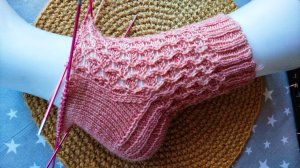 Объемный узор для вязания носков / подробное объяснение каждого ряда / схема узора.