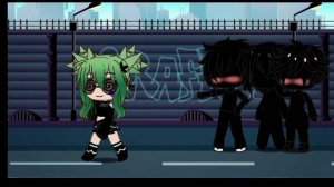 Вару на 24 часа становится девушкой.