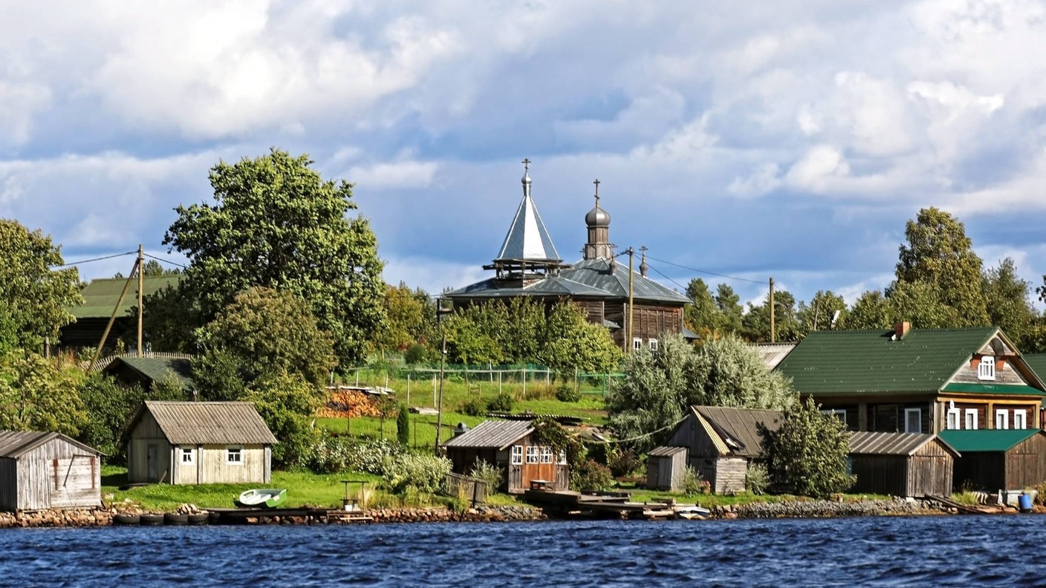 Участок 12 соток в г.п.Вознесенье Ленинградская область