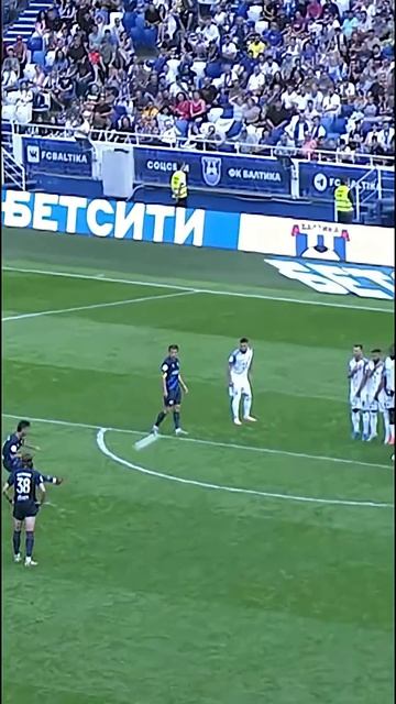 Забил штрафной в стиле Месси #МирРПЛ смотреть онлайн