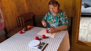 Обзор и дегустация томата 🍅🍅🍅
Манимейкер.