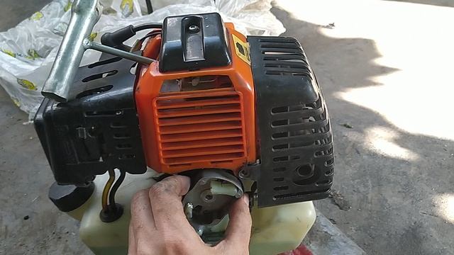 как снять храповик на триммере