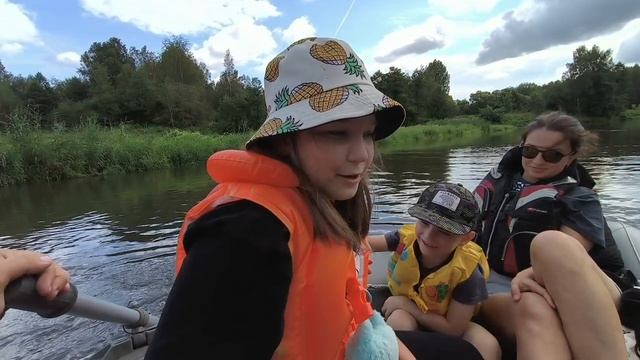 Катаем на катере