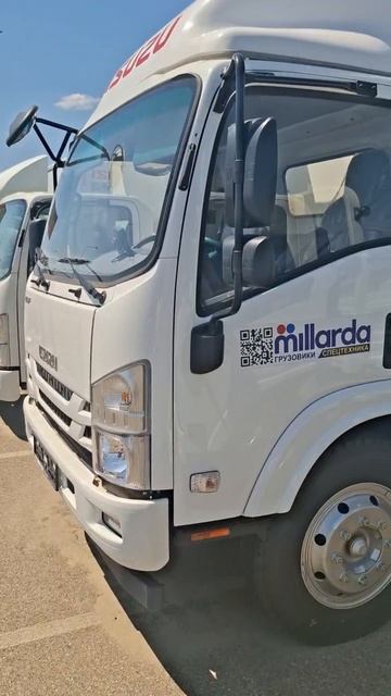 Рефрижератор Isuzu Elf 11995 кг с ХОУ Thermo King RV-1200S смотреть онлайн