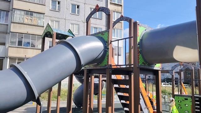 Как Мы Провели День с «Лучиками» и «Улыбкой» Танцы на Поле и Путешествие к «Муравейнику смотреть онлайн