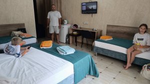 МЫ НА ЧЁРНОМ МОРЕ, НЕ ВЕРИМ/ЗАСЕЛЕНИЕ В НОМЕР/ПЕРВЫЙ ОТДЫХ В РОССИИ!