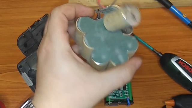 Как заменить аккумулятор для электроинструмента Интерскол ДА-12ЭР смотреть онлайн