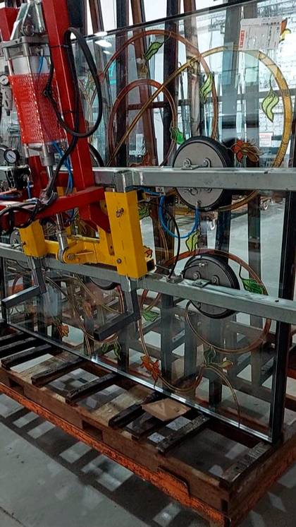 Изготовление стеклопакета с витражом большого размера