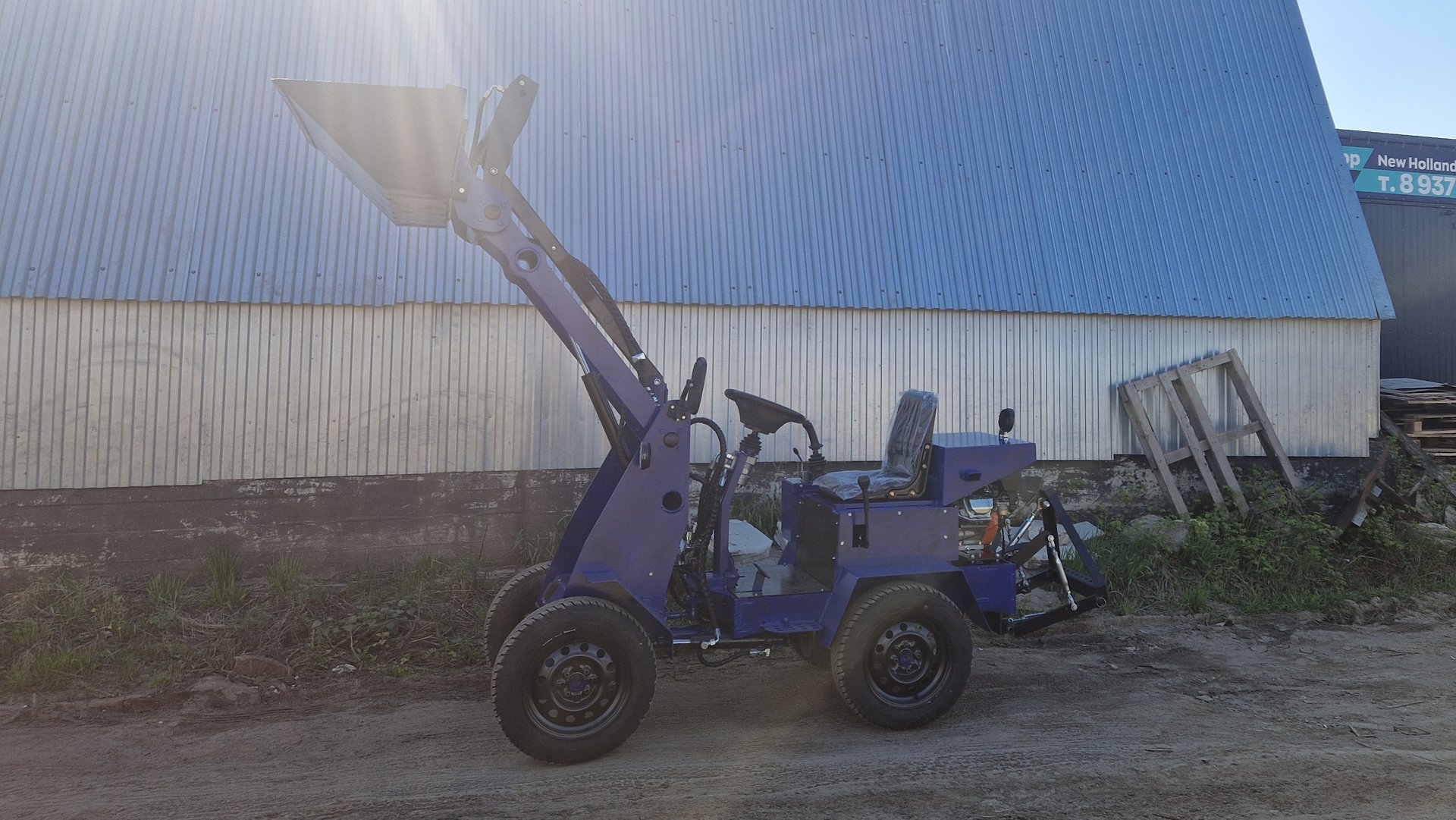 Минипогрузчик 4х4 переломка с дисковым тормозом на кардане и тд. Синий трактор своими руками