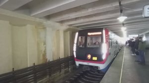 Поездка по Филёвской линии на составе 81-765.2 (ст. Багратионовская - ст. Кунцевская) - 16.03.2024