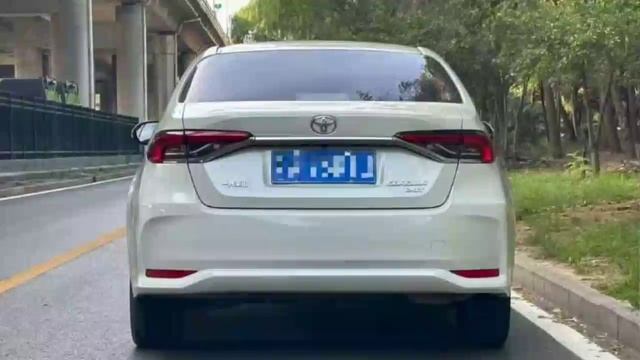 Toyota Corolla 1.2T Automatic Elite PLUS 2021 года выпуска смотреть онлайн
