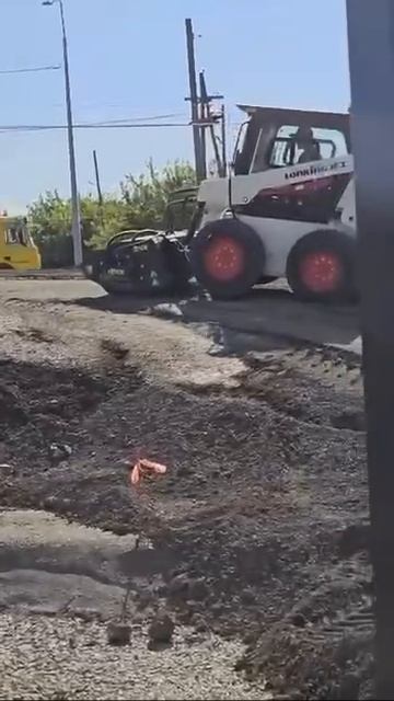 Виброкаток Exten Roll1800C на мини-погрузчике Lonking 312 смотреть онлайн